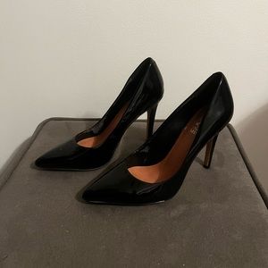 Vince Camuto Black Heels